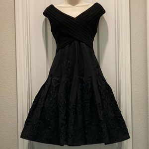 Adrianna Papell Black Dress